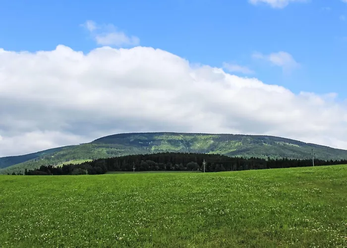 Hill 30 By Interhome Černý Dŭl